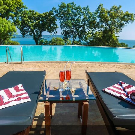 Welcombe Hotel Trincomalee Bagian luar foto