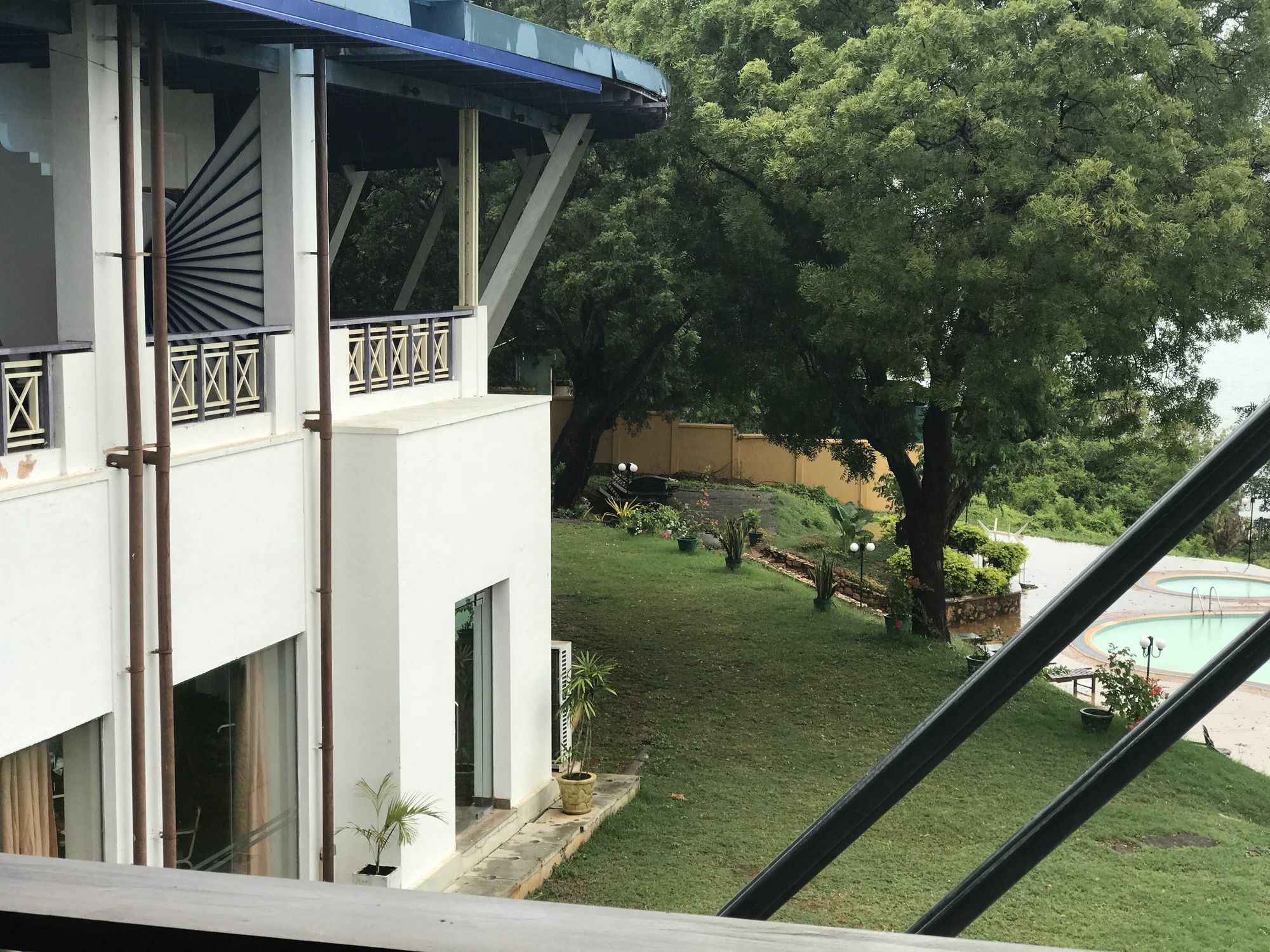 Welcombe Hotel Trincomalee Bagian luar foto
